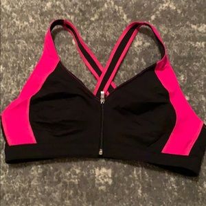 Victoria’s Secret VSX zip front sports bra